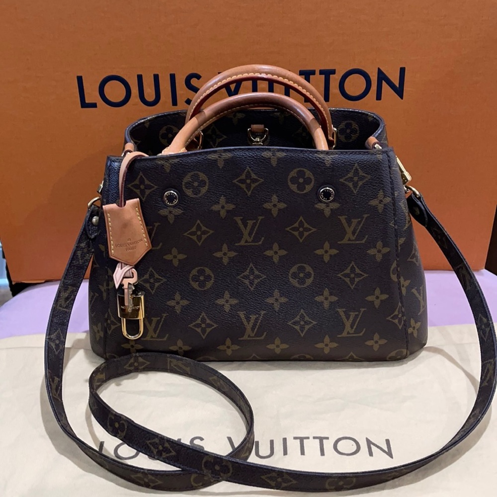 Louis Vuitton
Montaigne Handbag Monogram Canvas BB